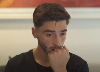 Фудбалер јавно призна дека е геј!