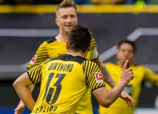 Супер кам-бек: Дортмунд победи во Франкфурт, а губеше со 2:0! (видео)
