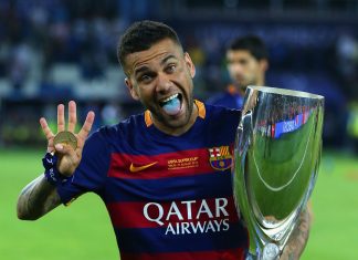 Алвеш: Пет години се борам за кам – бек на Ноу Камп