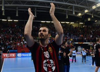 Ништо од Вардар, Карачиќ одбра клуб