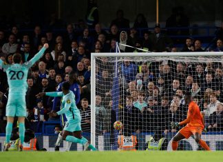 Велбек го замолкна „Стемфорд Бриџ“ во 91. минута (ВИДЕО)