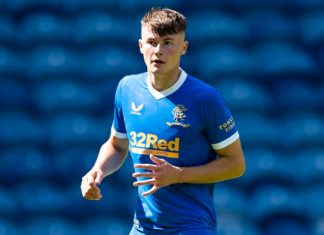 Евертон за 12 милиони фунти купува шкотски репрезентативец