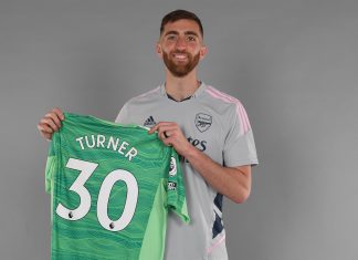 Арсенал донесе голман од САД