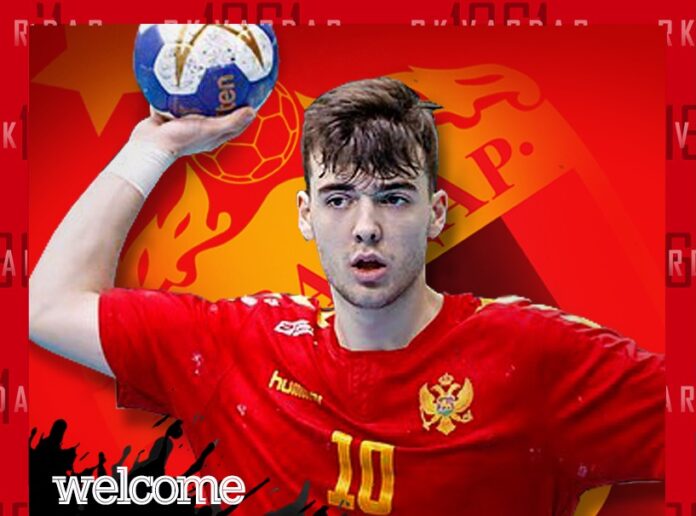 296036037_465730358894217_5674227392168217279_n