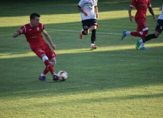 Пријателска: Работнички убедлив против Тетекс!