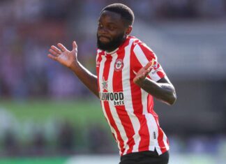 За жалење е овој Јунајтед: Брентфорд си го ТОЛЧИ тимот на Тен Хаг! (ВИДЕО)