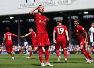 Премиерлигашите потрошиле повеќе од клубовите од Бундес, Ла Лига и Серија А заедно