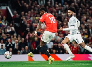 Конечно се разбудија „Ѓаволите“ и славеа во најголемото англиско дерби (видео)