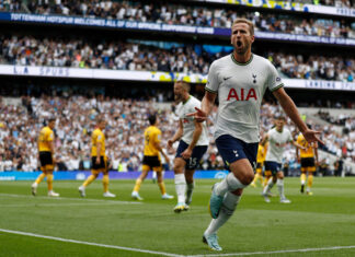 Кејн си обезбеди место во историјата на Премиер лигата