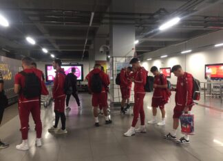 Репрезентативците слетаа во Скопје, мислите насочени кон мечот со Бугарија