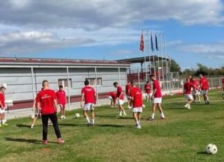 Спремни за триумф: Младите прилепчани тренираа на ФФМ пред утрешниот дуел со Колерајн во ЛШ! (ФОТОГАЛЕРИЈА)