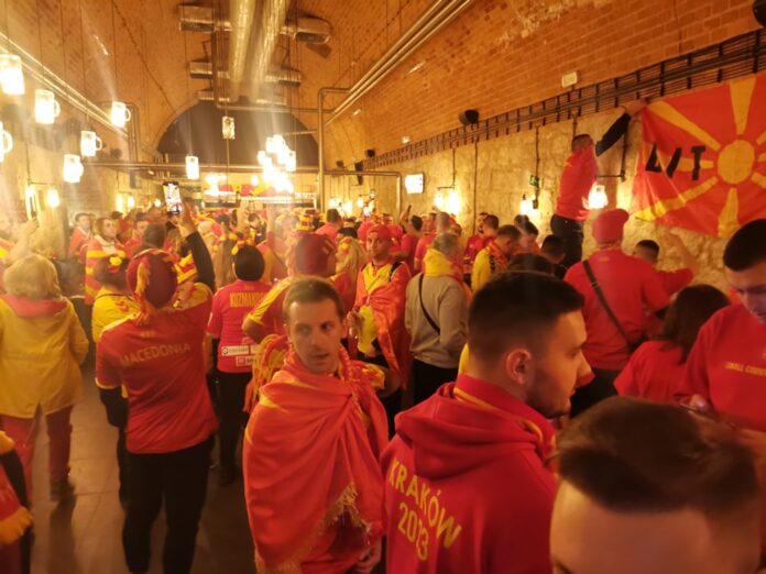 321726200_1243022546644895_585266583041445305_n