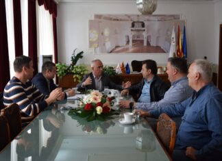 Сејдини на работна средба со градоначалникот на Битола, Тони Коњановски