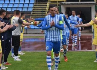 Воска објави разделба со тројца играчи, меѓу нив e капитенот Емини