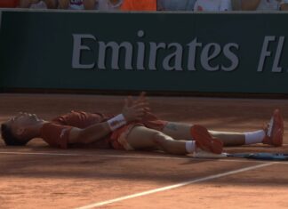 Кокинакис збесна на судијката на Ролан Гарос: “Сакаш ли да мо*ам по теренот?!“