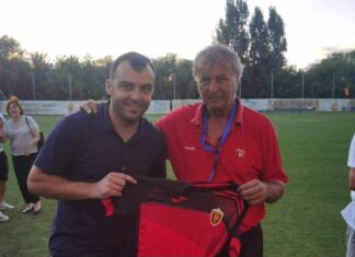 Гранде Пандев доби подарок дрес на Вардар