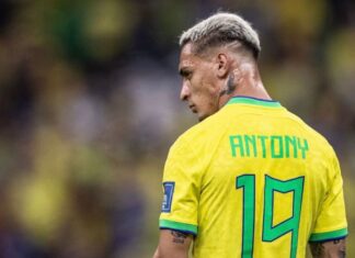 Фудбалерот на Манчестер Ј. исфрлен од репрезентацијата на Бразил