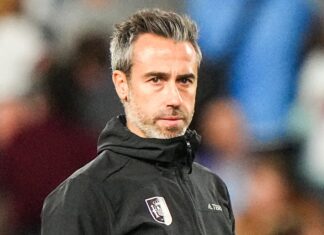 Им донесе светска титула, па го отпуштија затоа што бил близок со Рубиалес!?