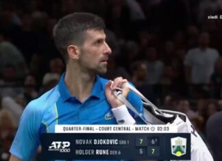 Публиката во Париз го исвиркуваше Ѓоковиќ додека одеше во тоалет (ВИДЕО)