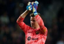 Шчесни има стомачен вирус, Тер Штеген во составот на Барса