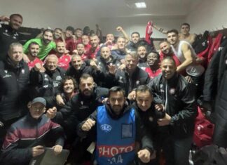 Лидерско селфи од Струга: Најслатки се ваквите победи, со гол во последните секунди!