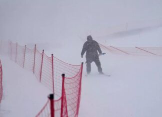 Снегот го откажа и велеслаломот на Крањска Гора
