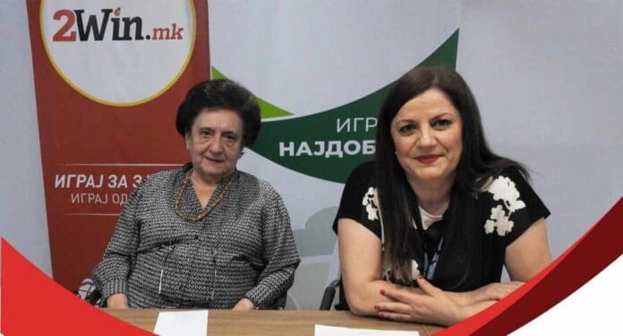 Viki so starata nova