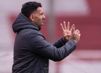 Тевез си замина од тренерското место во Индепендиенте