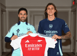 Промоција: Калафиори во дресот на Арсенал! (ФОТО)