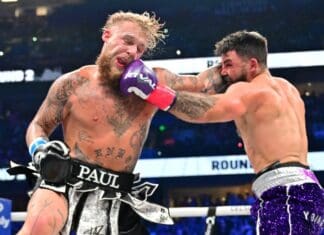 „Јутјуберот“ го повреди зглобот, но не се откажува од борба со Мајк Тајсон