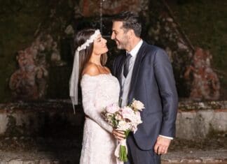 Буфон по вторпат на „лудиот камен“, кума на свадбата беше Моника Белучи (ФОТО)