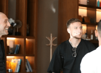 Националите се собраа ама без директорот: На Милевски му е до смеење! (ФОТОГАЛЕРИЈА)