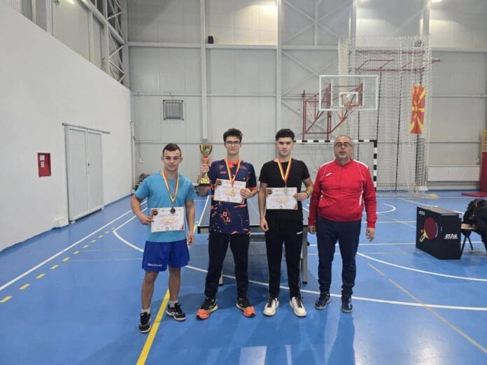 Ping Pong deneska deneska