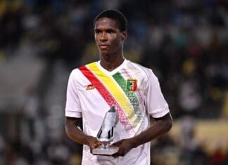 Барселона го доведе „Кака“ од Африка