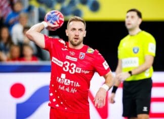 Хрватите добиваат две супер засилувања за вечерашното полуфинале со Франција