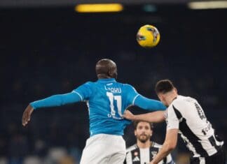 Наполи го доби дербито со Јувентус