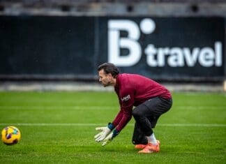 Валенсија преговара со Елче за позајмица на Димитриевски