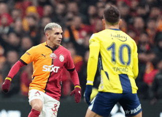 Битката за Истанбул без победник, Галата и натаму со +6 пред Фенер!