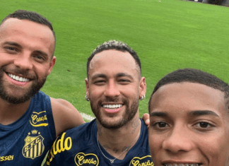 Да се знае кој е кој: Нејмар на тренинг во Сантос дојде со хеликоптер! (ВИДЕО)