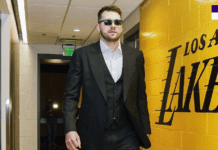 Дончиќ ја купи куќата на Марија Шарапова