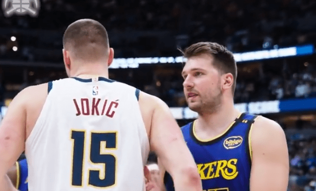 Дончиќ со историски меч, го симна од врвот Јокиќ (ВИДЕО)