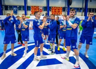 Романски предизвик на патот на Алкалоид кон полуфиналето во ЕХФ Европскиот Куп