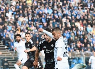 Комо го совлада Наполи и го симна од лидерското место (ВИДЕО)