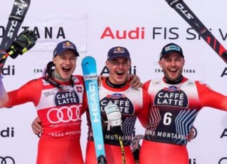 Швајцарците „растурија“ на домашен терен