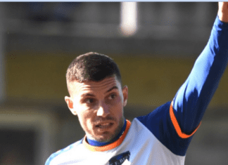 Дали е ова голот на сезоната? Погледнете ја мајсторијата на Влатко Стојановски на Чаир! (ВИДЕО)