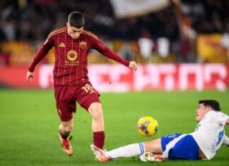 Рома се намачи со Комо: Пресврт на „Олимпико“ за нова победа на „волчицата“ (ВИДЕО)