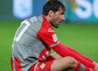 Најдобриот фудбалер на Кремонезе суспендиран на 10 средби поради расизам