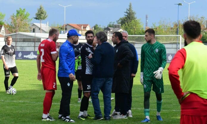 Alper Potuk napusta
