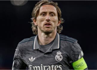 Ас: Модриќ доби нов договор, но со ново намалување на платата и статус на резерва