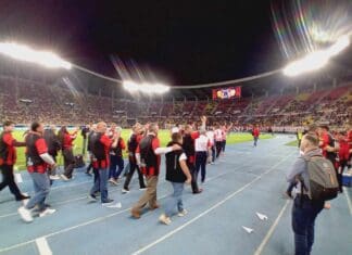 Легендите на Вардар и Ц. Звезда продефилираа на полувреме! (ФОТО)